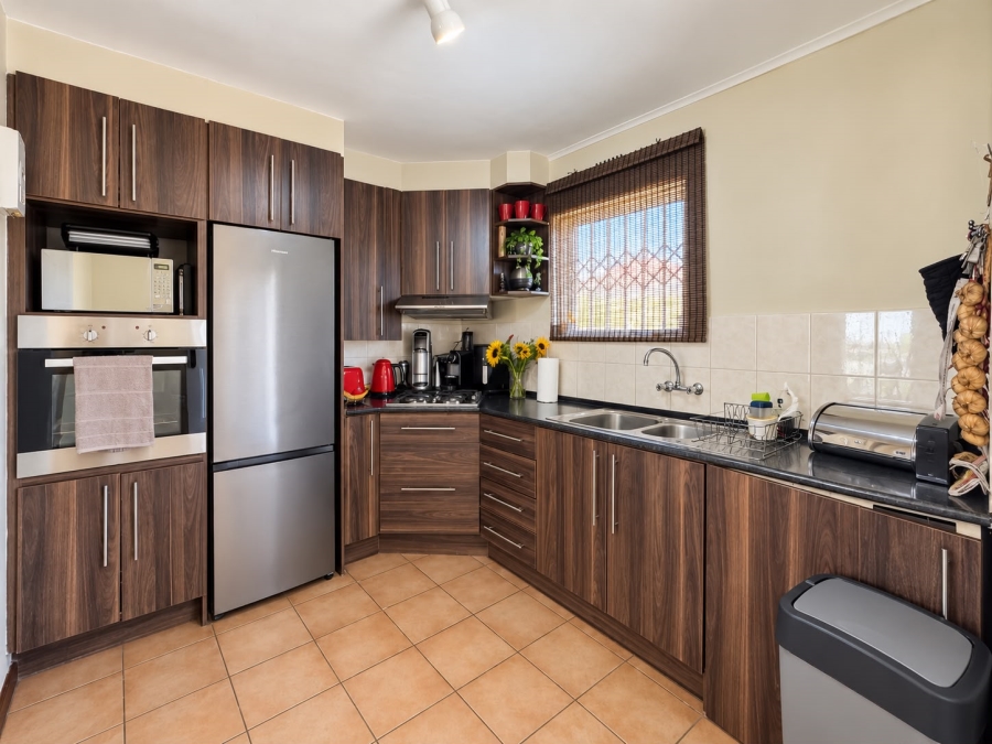 2 Bedroom Property for Sale in Kenilworth Western Cape